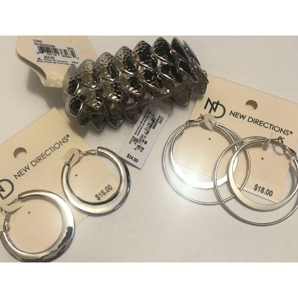 760 NEW DIRECTlONS lot of 3 Earrings / bracelet hoop stretch silvertone new - Picture 1 of 3